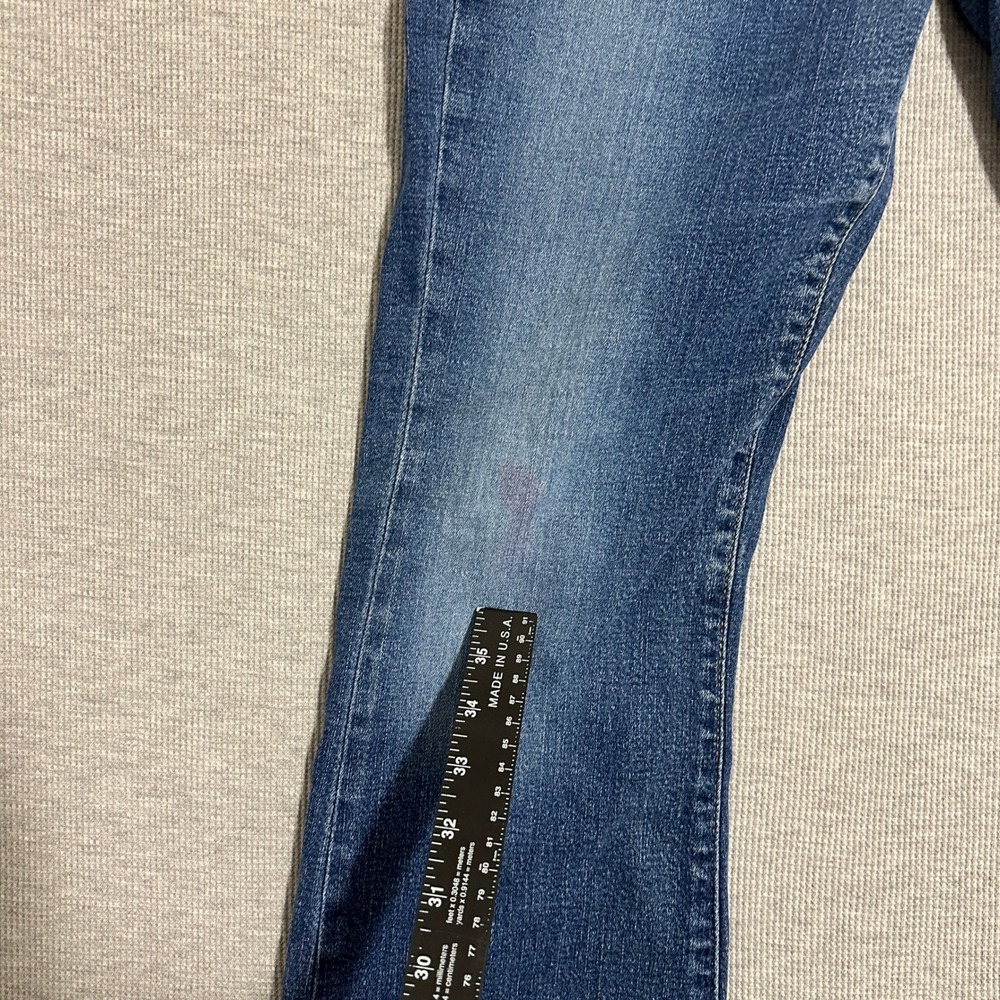 Levi's 519 Low Flare Jeans 13 JR Womens 32x31 Medium Wash Distressed Raw Hem Y2K - Picture 3 of 16